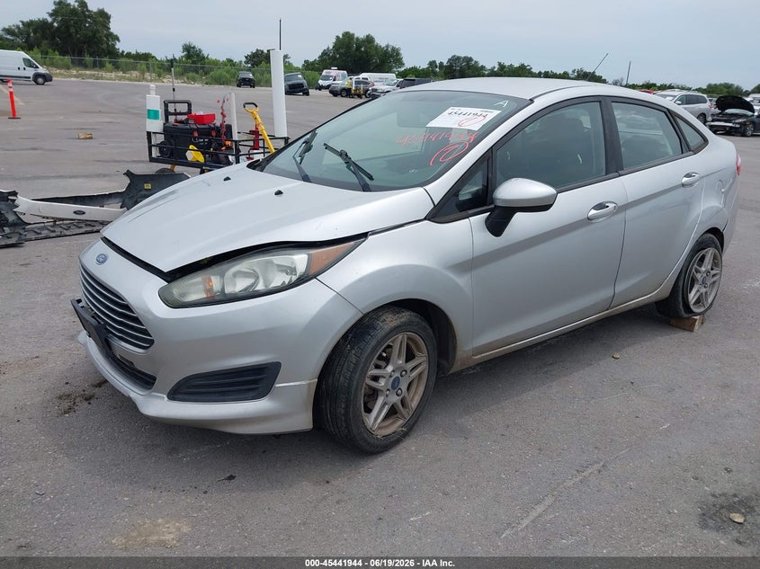 2019 Ford Fiesta Se 3FADP4BJ1KM119806 photo 1