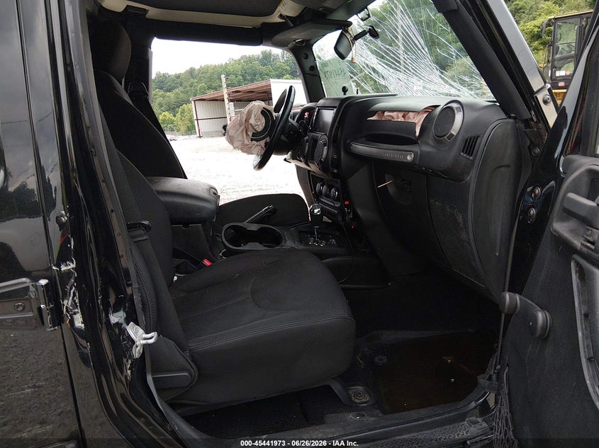 JEEP WRANGLER UNLIMITED 2015 VIN 1C4BJWDG1FL588241