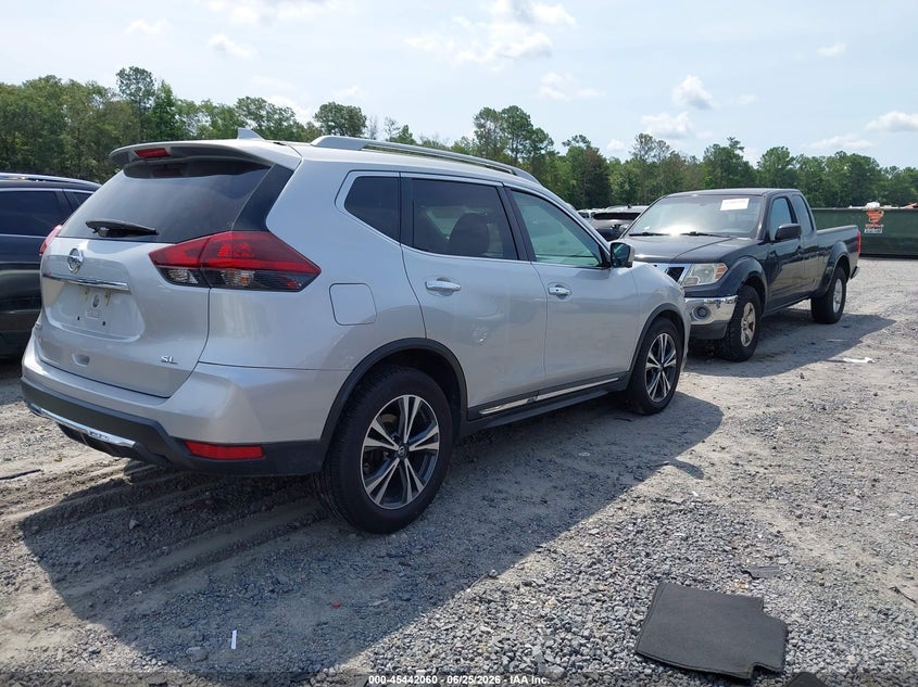 2018 NISSAN ROGUE auction photo 4