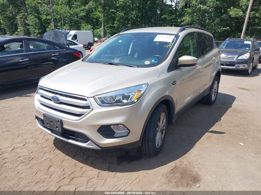 2018 Ford Escape, Normal Wear & Tear, IAAI, VIN 1FMCU9HD8JUD55372 — photo 2
