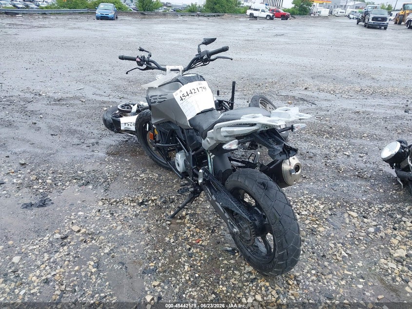 2019 BMW G310 auction photo 3