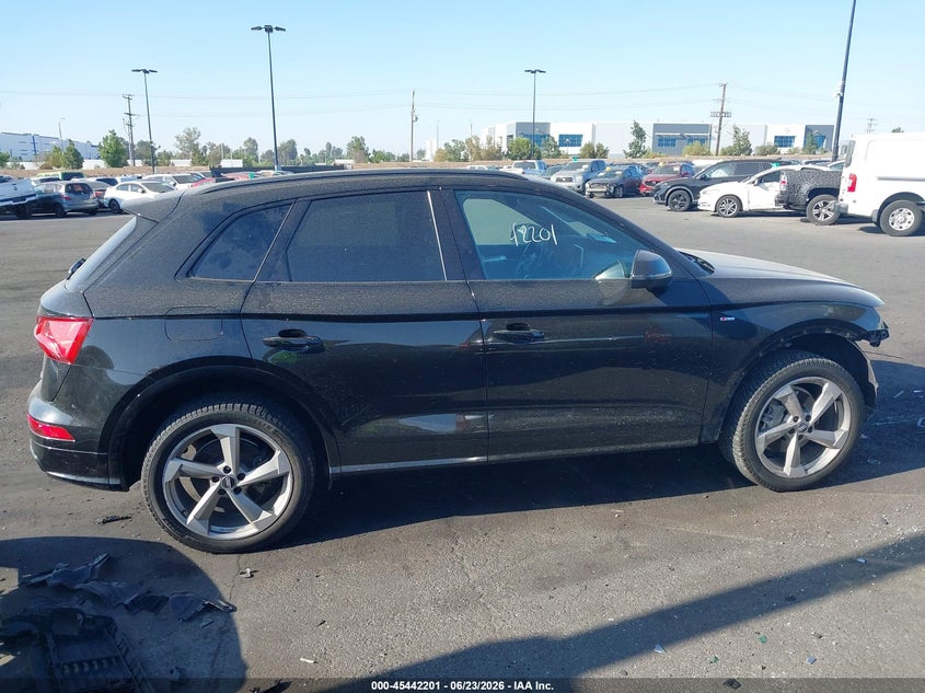 2020 Audi Q5 Titanium Premium Plus 45 Tfsi Quattro S Tronic VIN: WA1ENAFY5L2075709 Lot: 45442201