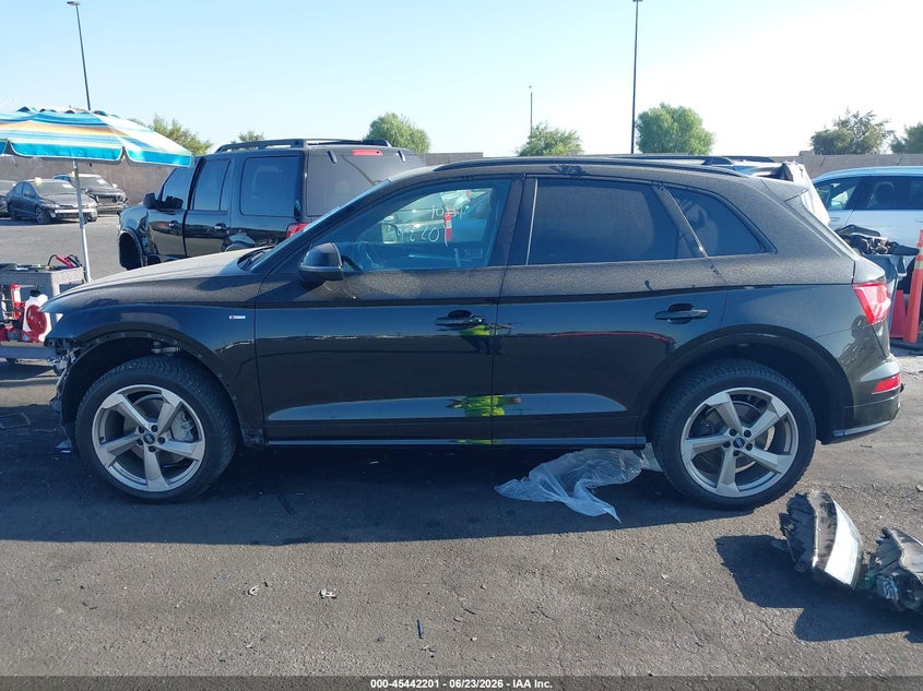 2020 Audi Q5 Titanium Premium Plus 45 Tfsi Quattro S Tronic VIN: WA1ENAFY5L2075709 Lot: 45442201