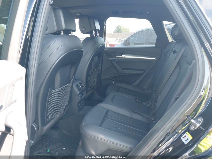 2020 Audi Q5 Titanium Premium Plus 45 Tfsi Quattro S Tronic VIN: WA1ENAFY5L2075709 Lot: 45442201