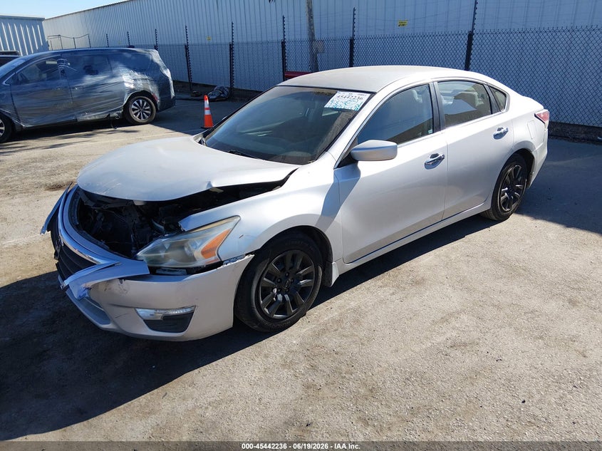 2015 Nissan Altima 2.5 S 1N4AL3AP2FC177901 photo 1