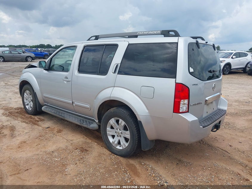 2005 NISSAN PATHFINDER auction photo 3