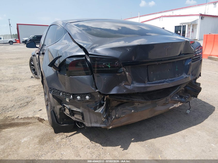 2022 Tesla Model S Dual Motor All-Wheel Drive VIN: 5YJSA1E5XNF484283 Lot: 45442312