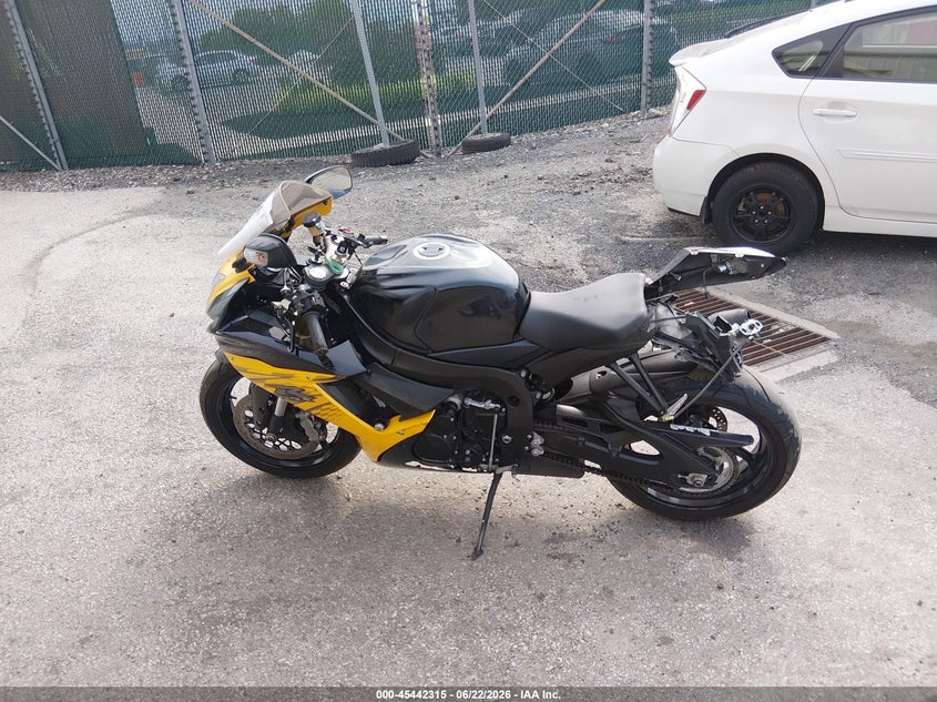 2012 Suzuki Gsx750 VIN: JS1GR7MA7C2101846 Lot: 45442315