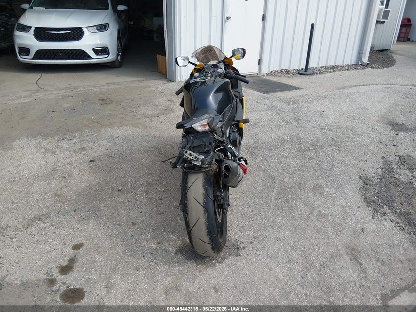 2012 Suzuki Gsx750 VIN: JS1GR7MA7C2101846 Lot: 45442315