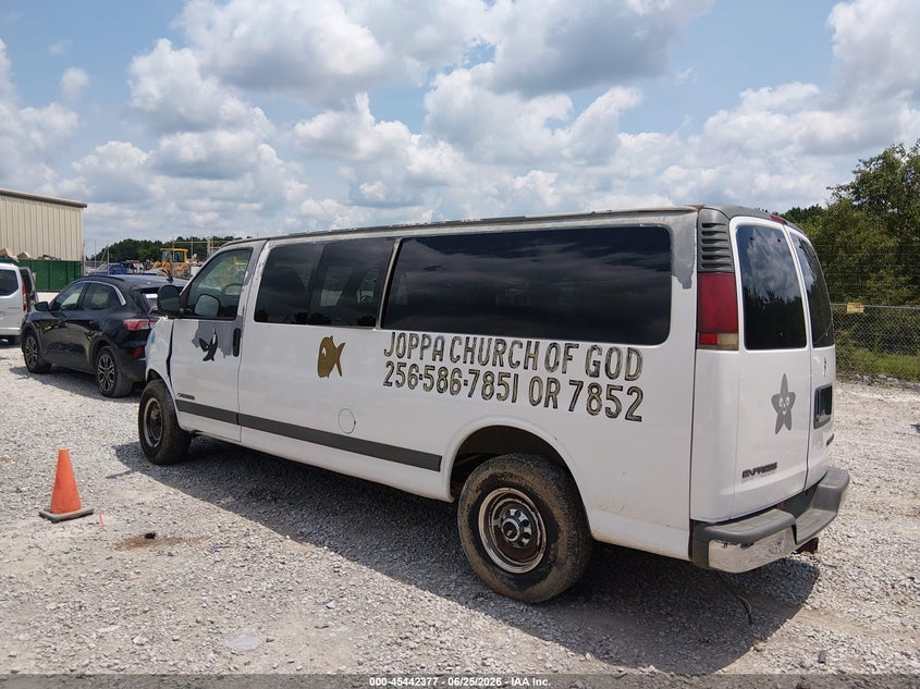 2001 CHEVROLET EXPRESS auction photo 3