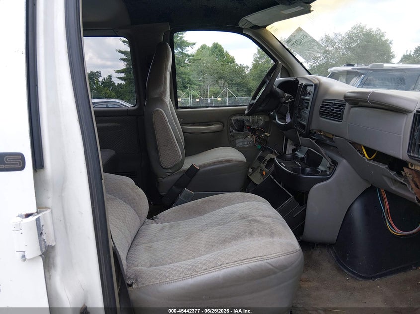 2001 CHEVROLET EXPRESS auction photo 5