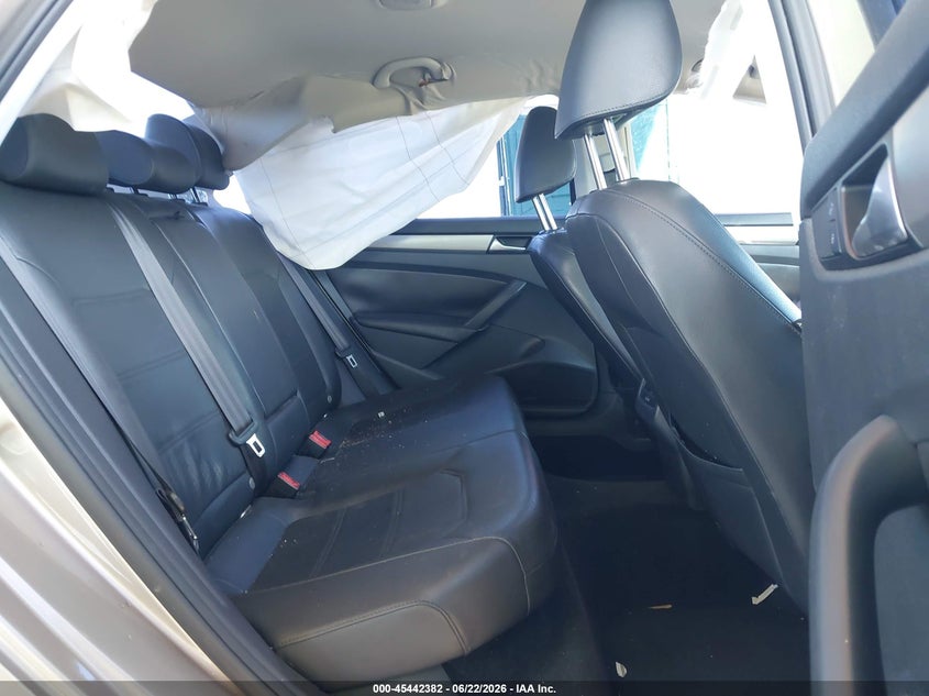 2015 VOLKSWAGEN PASSAT SEDAN 1.8L I-4 DI, DOHC, VVT, TURBO, 170HP
