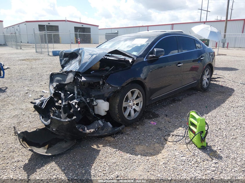 2010 BUICK LACROSSE auction photo 2