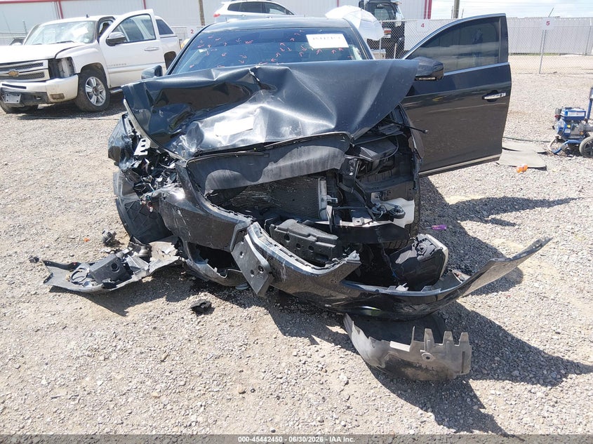 2010 BUICK LACROSSE auction photo 6