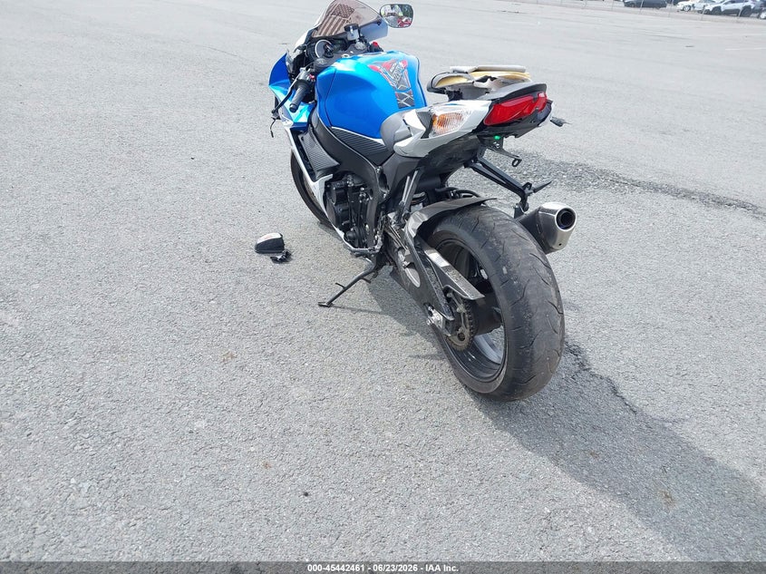 2025 SUZUKI GSX-R600 auction photo 3