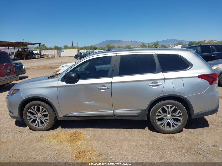 2018 Mitsubishi Outlander Es VIN: JA4AD2A3XJZ054801 Lot: 45442517