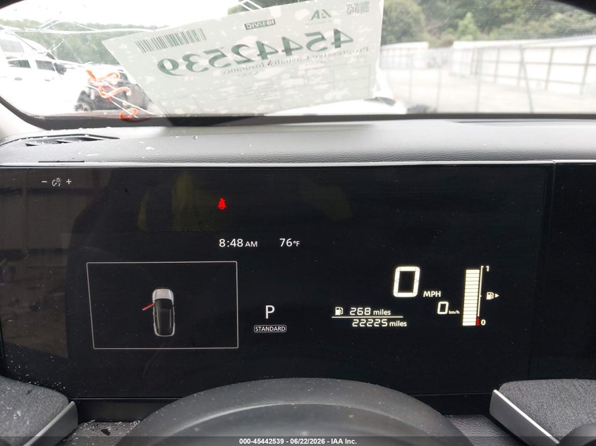 2025 NISSAN KICKS auction photo 7