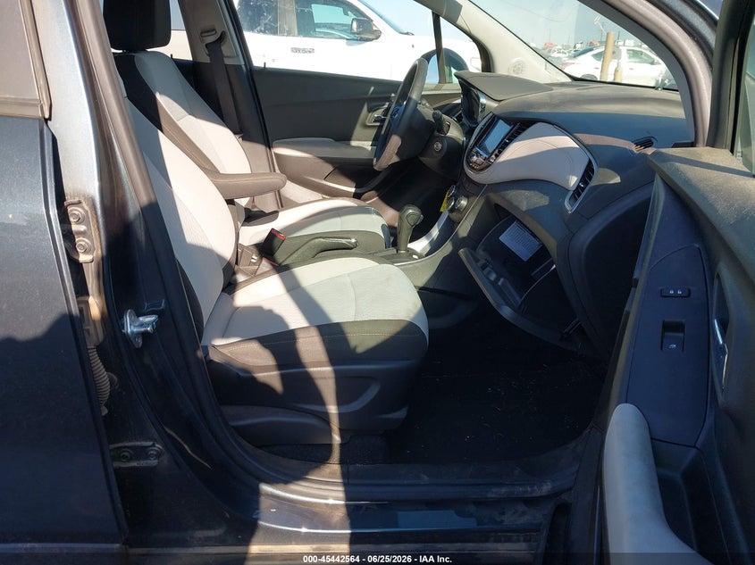 2022 CHEVROLET TRAX auction photo 5