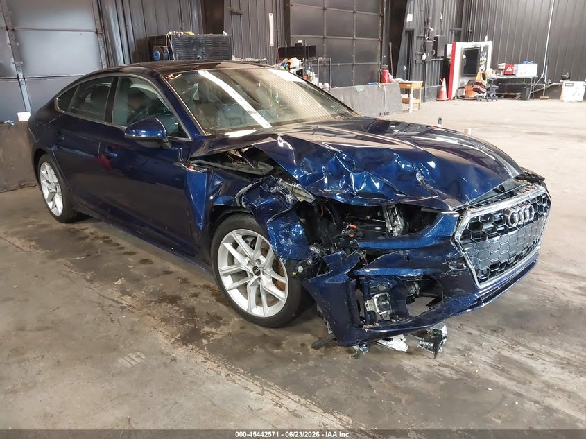 Vin: waufacf51ra065827, lot: 45940680, audi a5 sportback premium plus 45 tfsi quattro s tronic 2024 img_1