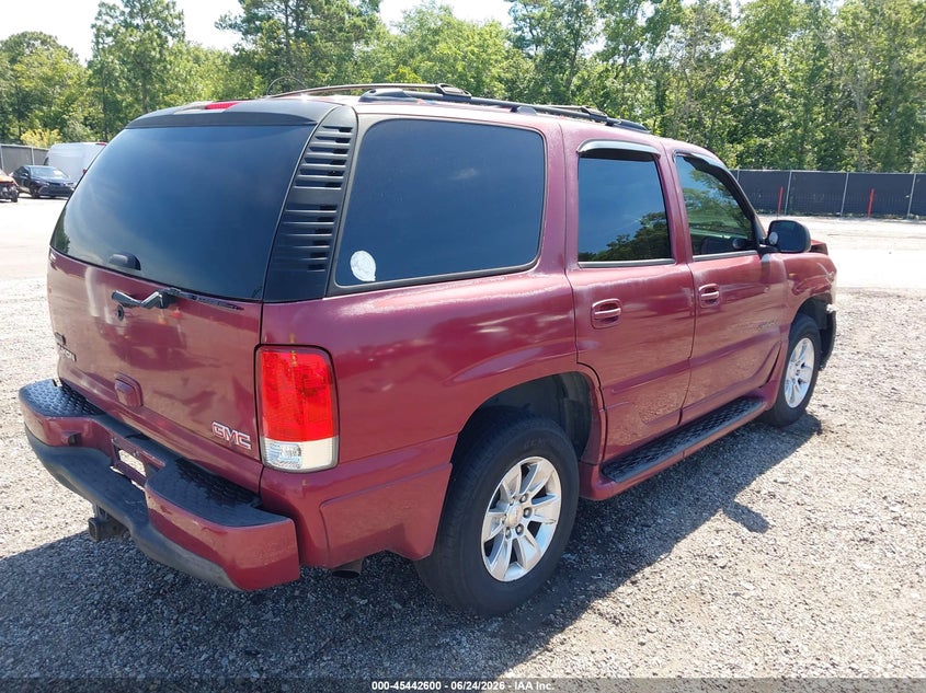 2005 GMC YUKON auction photo 4
