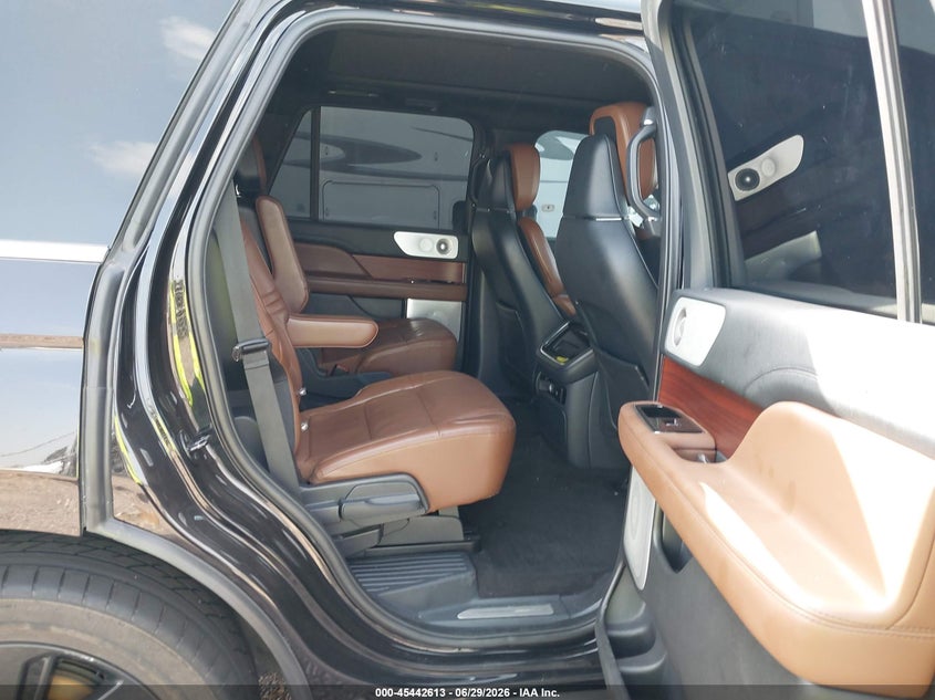 2023 Lincoln Navigator Reserve VIN: 5LMJJ2LGXPEL12094 Lot: 45442613