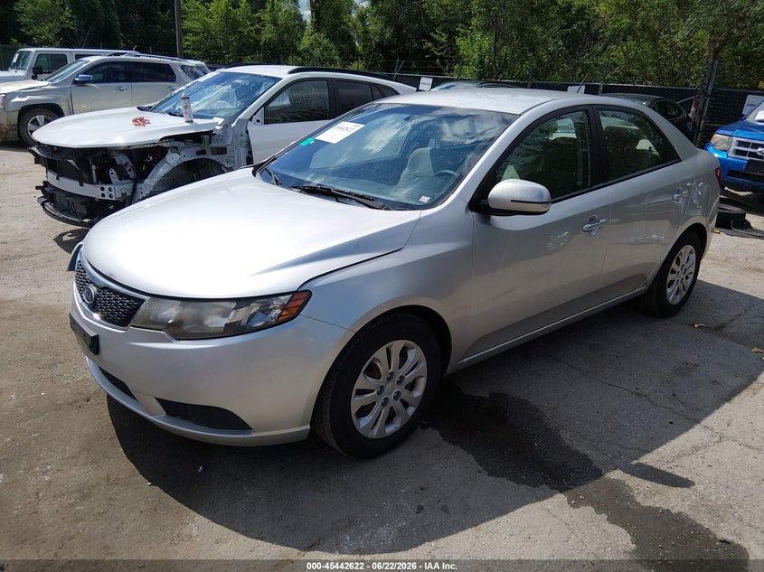 2013 KIA FORTE auction photo 2