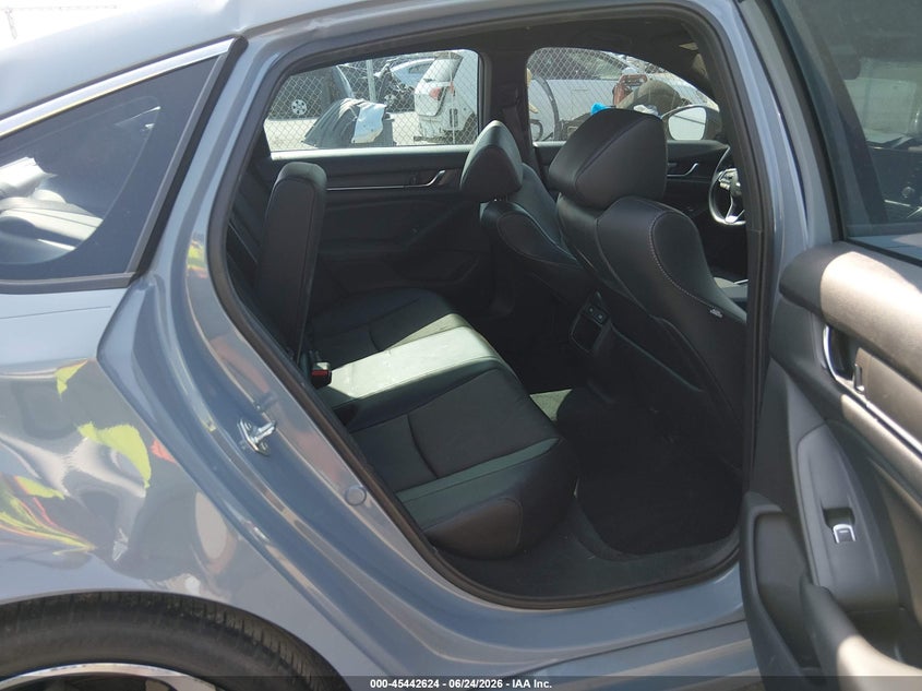 2021 HONDA ACCORD auction photo 8
