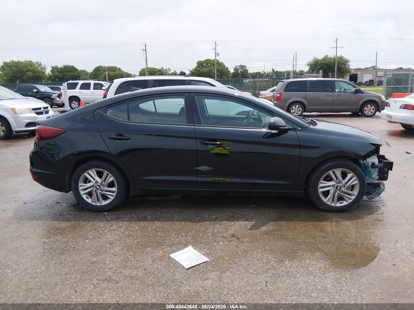 AtlanticExpress - Hyundai Elantra