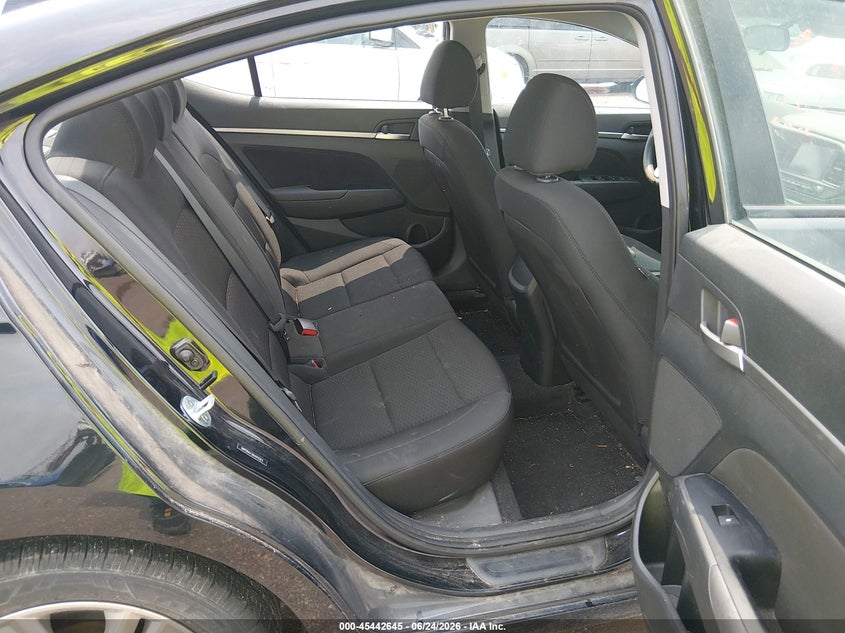 AtlanticExpress - Hyundai Elantra