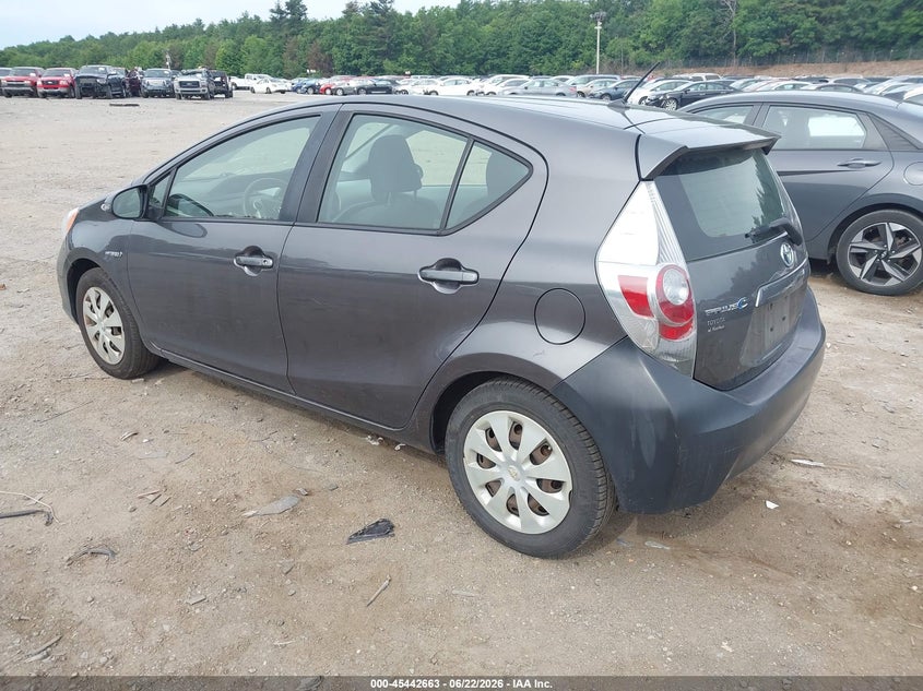 2012 TOYOTA PRIUS C auction photo 3