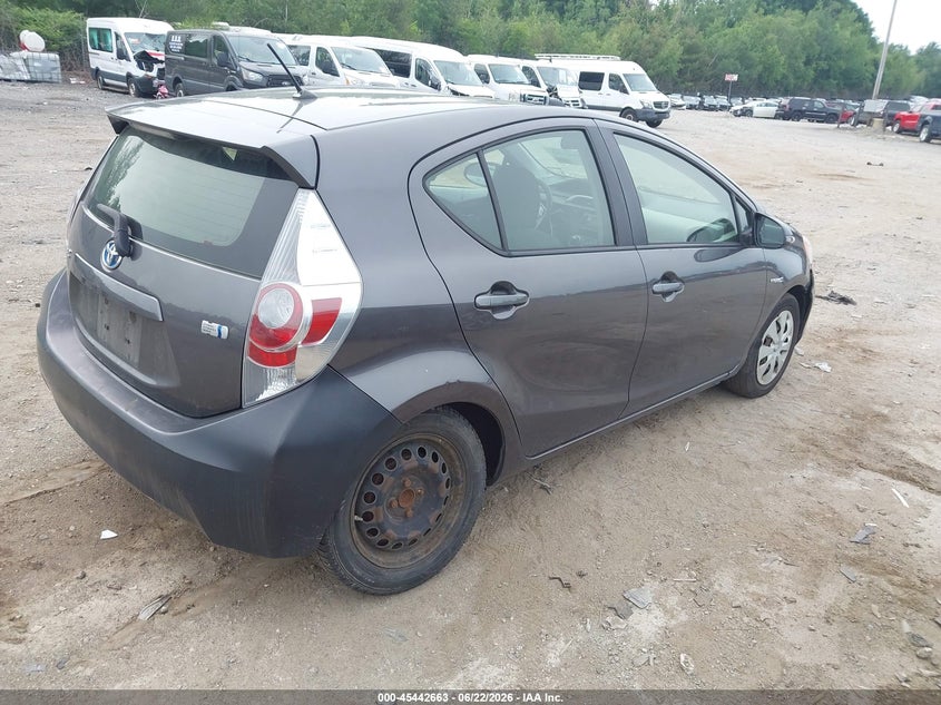 2012 TOYOTA PRIUS C auction photo 4