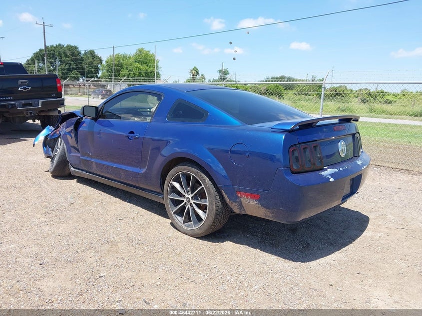 2009 FORD MUSTANG auction photo 3
