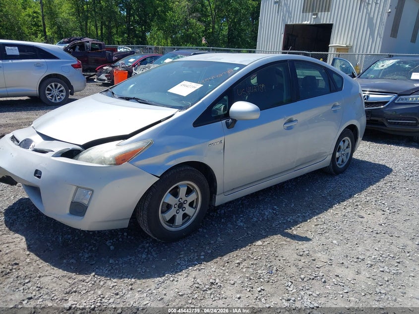 2010 Toyota Prius, Front End, IAAI, VIN JTDKN3DU1A5151121 — photo 2