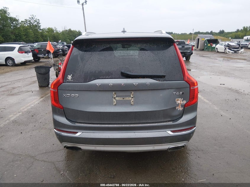 VOLVO XC90 - zdjecie 16