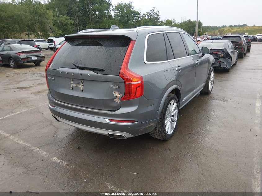 2018 VOLVO XC90 auction photo 4