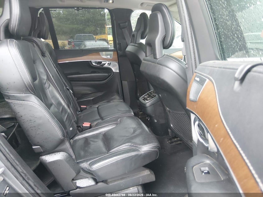 2018 VOLVO XC90 auction photo 8