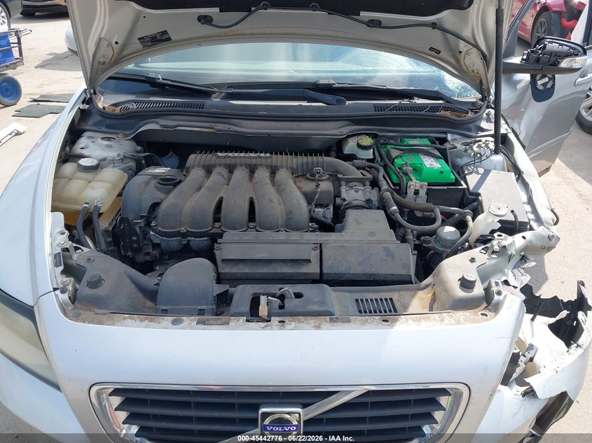 2009 Volvo S40 2.4I VIN: YV1MS382492447798 Lot: 45442776