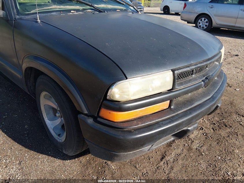 2003 CHEVROLET S-10 auction photo 6