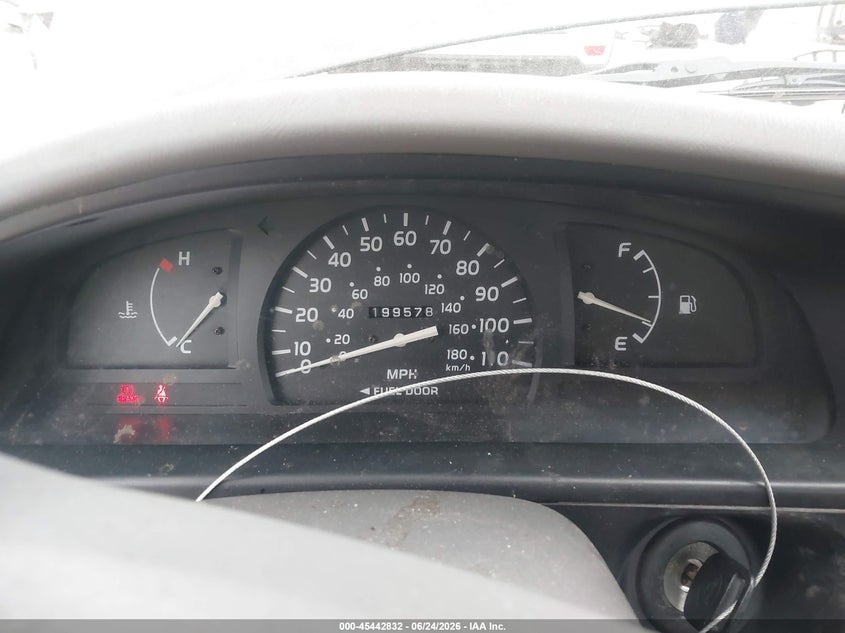 2003 TOYOTA TACOMA auction photo 7
