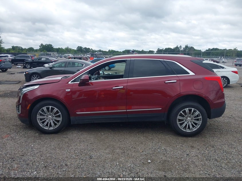 CADILLAC XT5 - zdjęcie 15