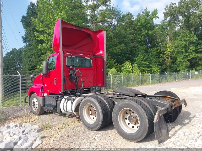 2020 INTERNATIONAL LT auction photo 3