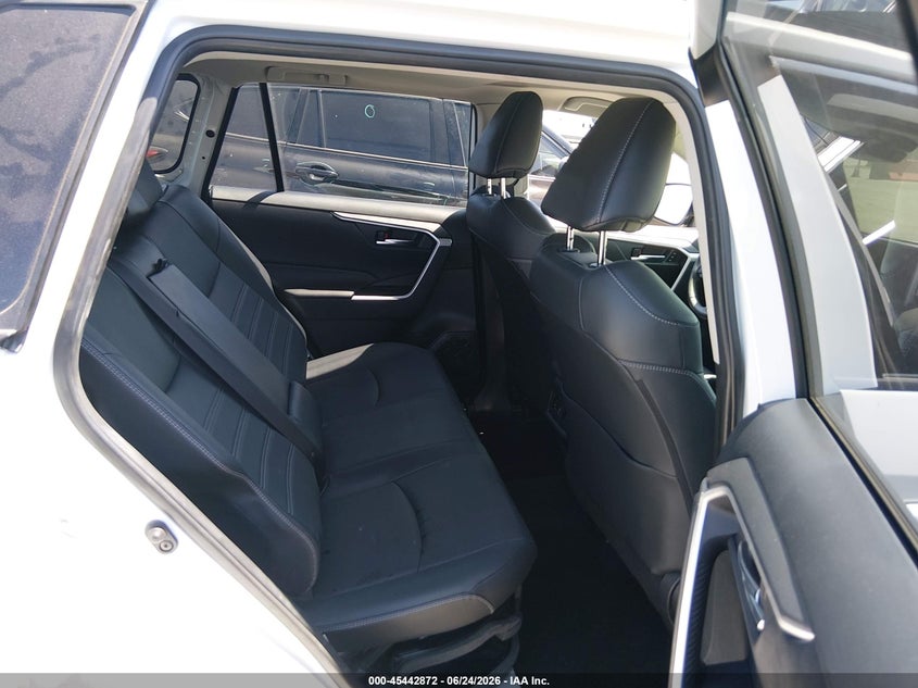 2024 TOYOTA RAV4 HYBRID auction photo 8