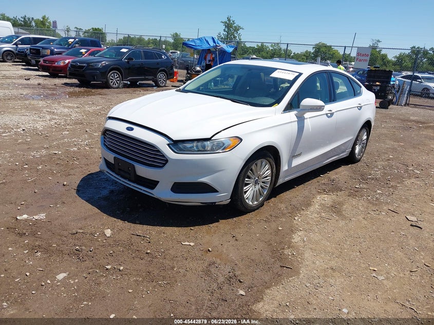 3FA6P0LU6GR403694 2016 Ford Fusion Hybrid Se photo 1