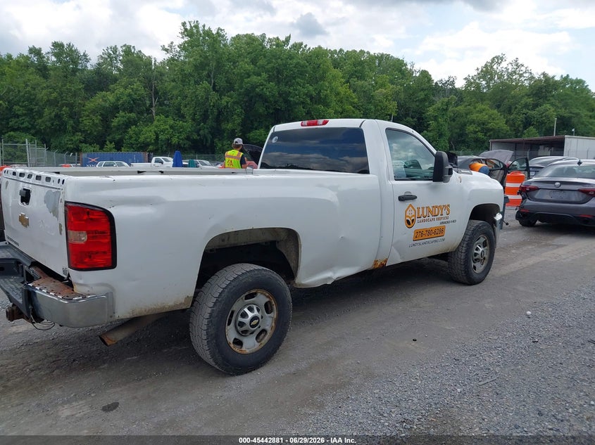 2011 CHEVROLET SILVERADO 2500HD auction photo 4