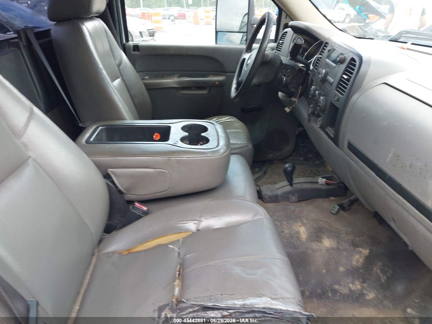 2011 CHEVROLET SILVERADO 2500HD auction photo 5