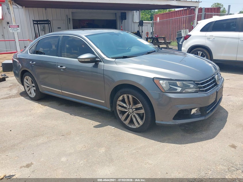 1VWCT7A37GC025554 VOLKSWAGEN PASSAT Photo 1