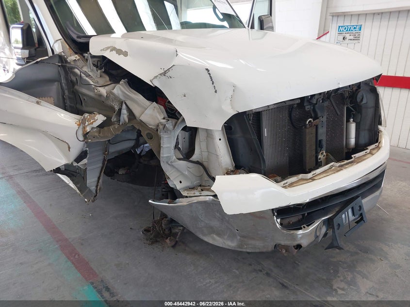 2012 NISSAN NV 2500 auction photo 6