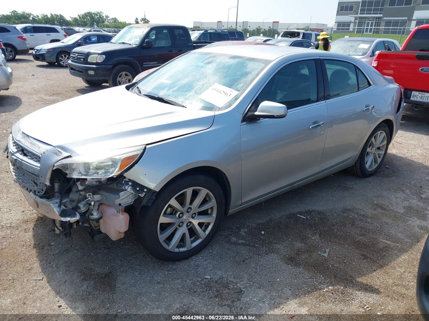 2013 CHEVROLET MALIBU auction photo 2
