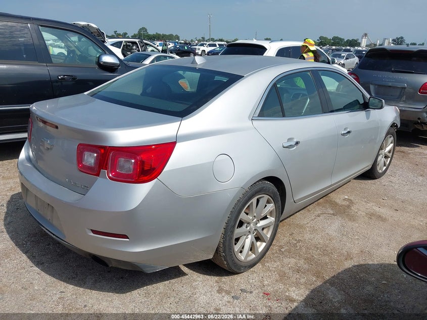 2013 CHEVROLET MALIBU auction photo 4