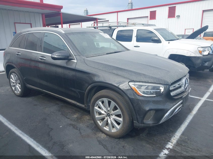 2020 MERCEDES-BENZ GLC 300